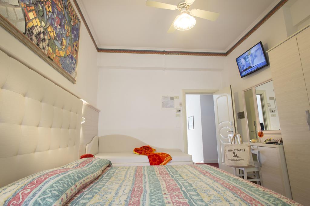 Hotel Titanus Bellaria-Igea Marina Eksteriør bilde