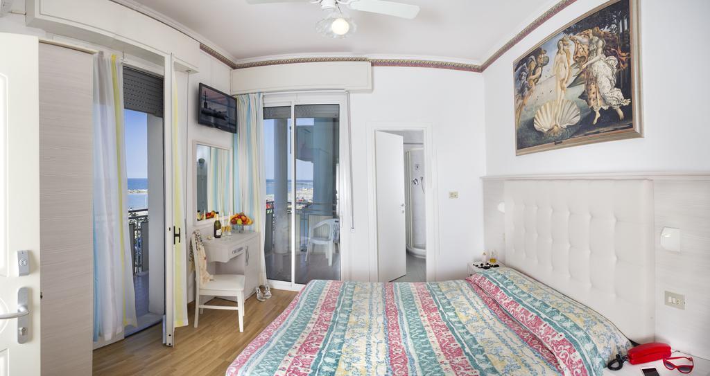 Hotel Titanus Bellaria-Igea Marina Eksteriør bilde