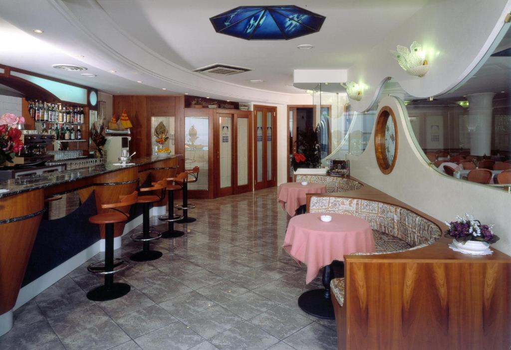 Hotel Titanus Bellaria-Igea Marina Eksteriør bilde